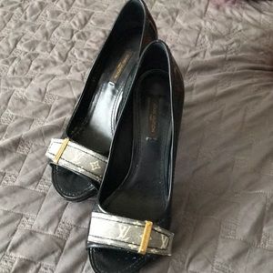 Louis Vuitton patent leather pumps